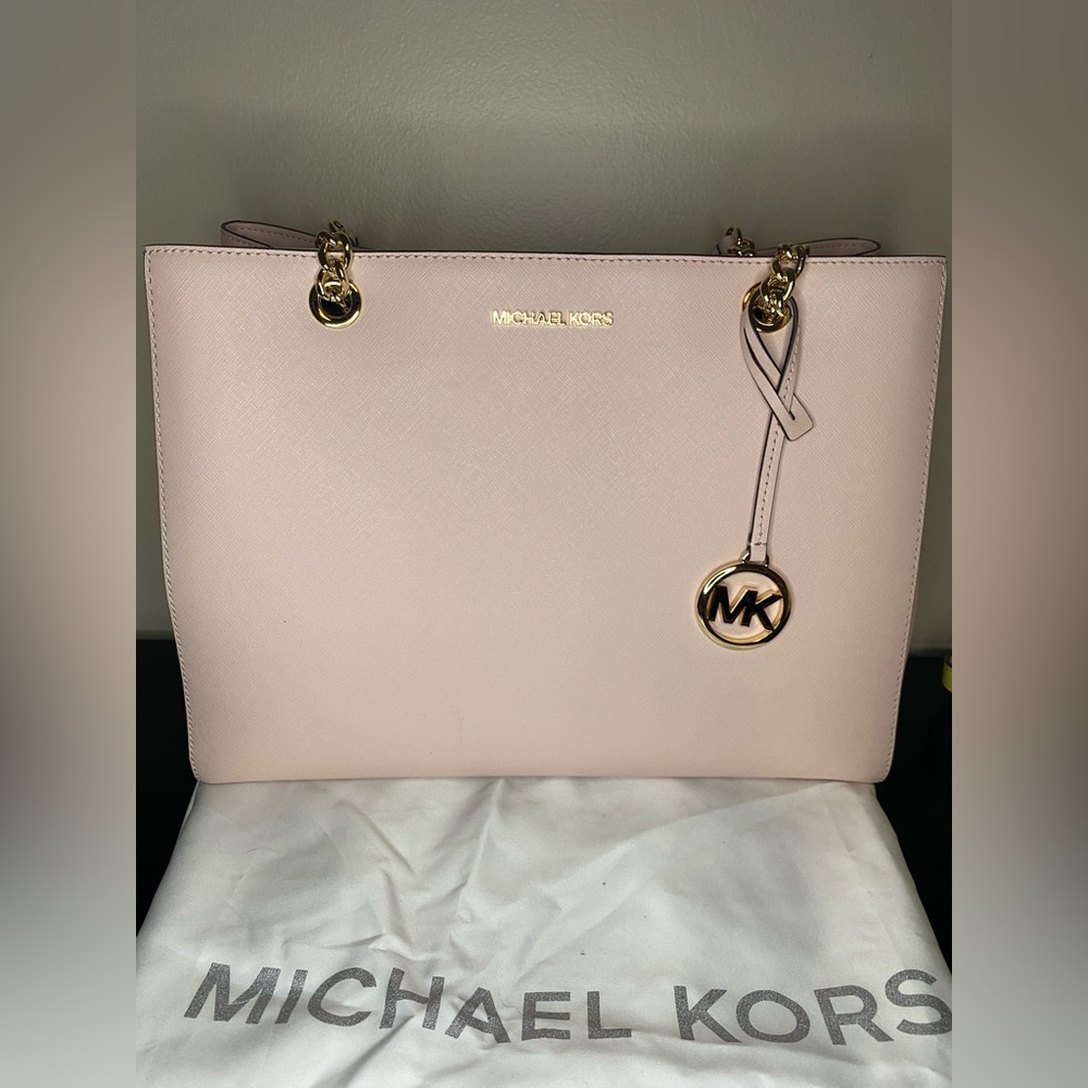Michael Kors leather purse pale pink